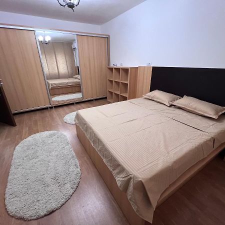 Mnm Mitropolie Apartamento Iasi Exterior foto