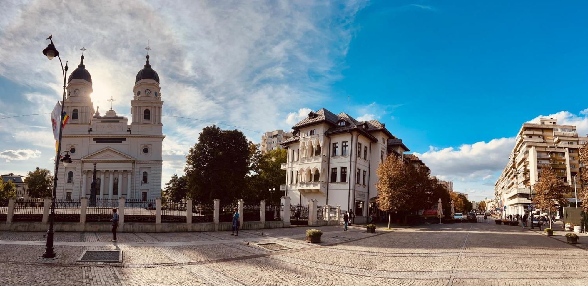 Mnm Mitropolie Apartamento Iasi Exterior foto